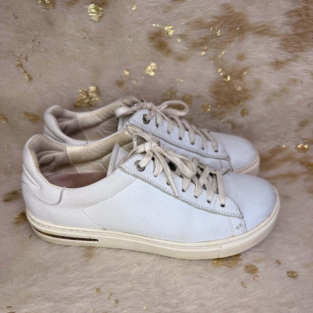 Birkenstock Women’s White Leather Tennis Shoes. Size 38. US Size 7 Comfy Stylish